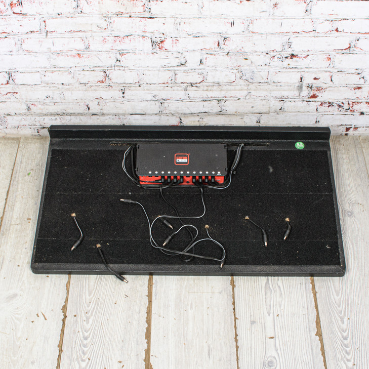 Gator Large Pedalboard w/POWER-12 PSU, bag