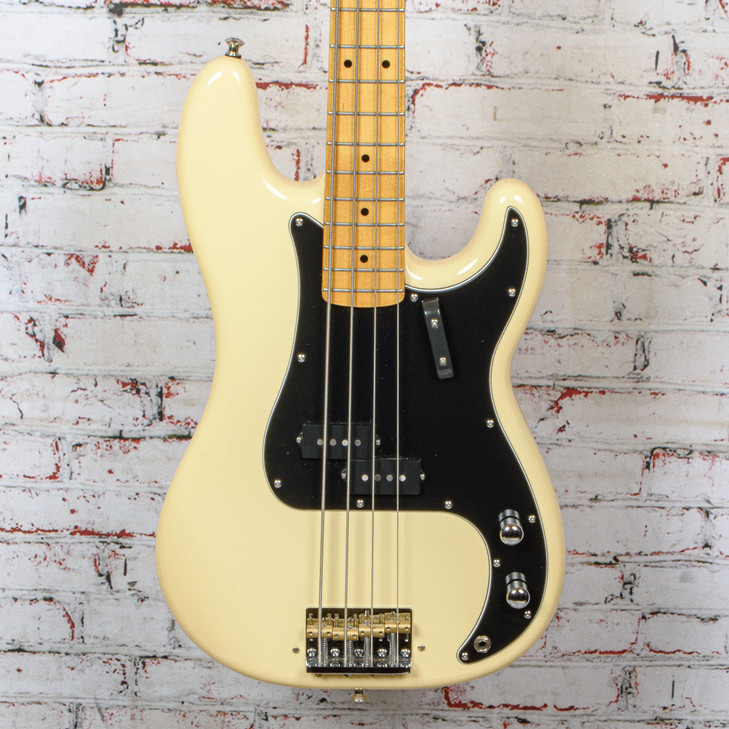 2016 Squier Matt Freeman Precision bass