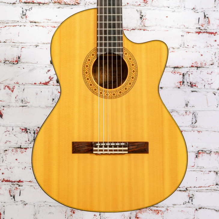 Alvarez Kazuzo Yairi CY-128ce Nylon String Electric Acoustic Guitar Natural w/OHSC USED