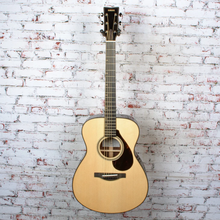 Yamaha - Premium FS9 R - Concert-Style Acoustic Guitar - Adirondack Spruce / Indian Rosewood - Natural - w/ Hardshell Case - x104A