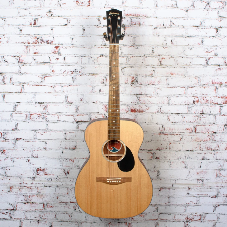 Eastman PCH1-OM Acoustic Guitar Natural USED