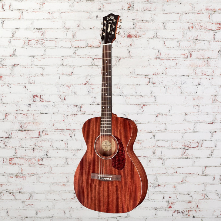 Guild - M-120 - Concert Acoustic Guitar - Natural - w/ Gigbag