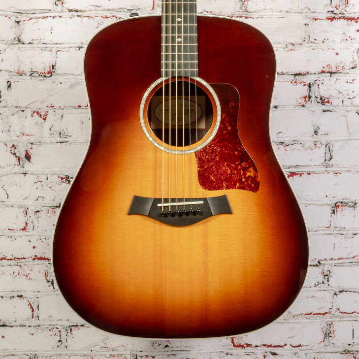 Taylor 2016 210e-SB DLX Electric Acoustic Guitar Sunburst w/OHSC USED