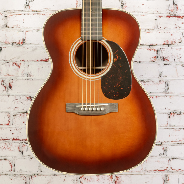 Martin - 2025 000-28 - Acoustic Guitar - 1933 Ambertone - with