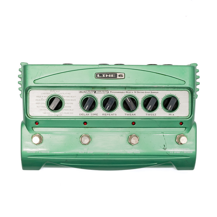 Line 6 - DL4 Delay Modeler Multi-Effect Pedal - USED