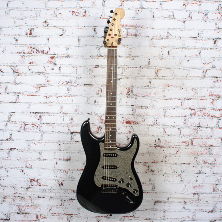 Squier - 2013 Bullet Stratocaster Electric Guitar - Black Metallic - w/Tremolo USED