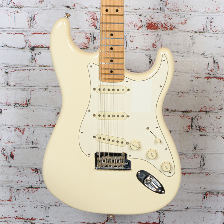 Fender American Professional Stratocaster Electric Guitar Olympic White USED