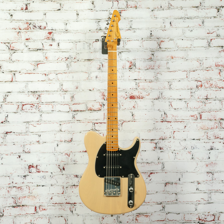 Peavey - 2010's Generation EXP - Electric Guitar - Blonde - w/Bag USED