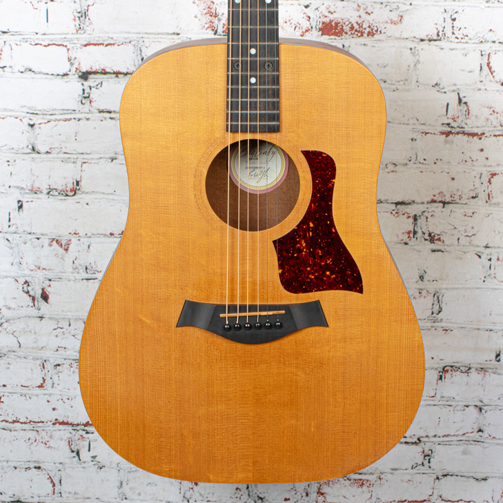 Taylor 2001 306- GB Big Baby Acoustic Guitar Natural w/Bag USED