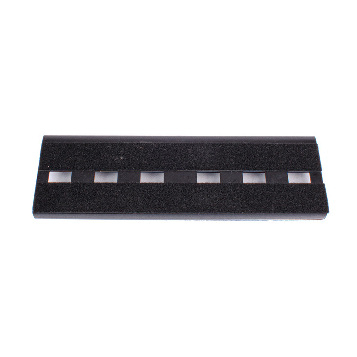 On-Stage Compact Pedalboard 6"x19" w/Bag & CablesUSED