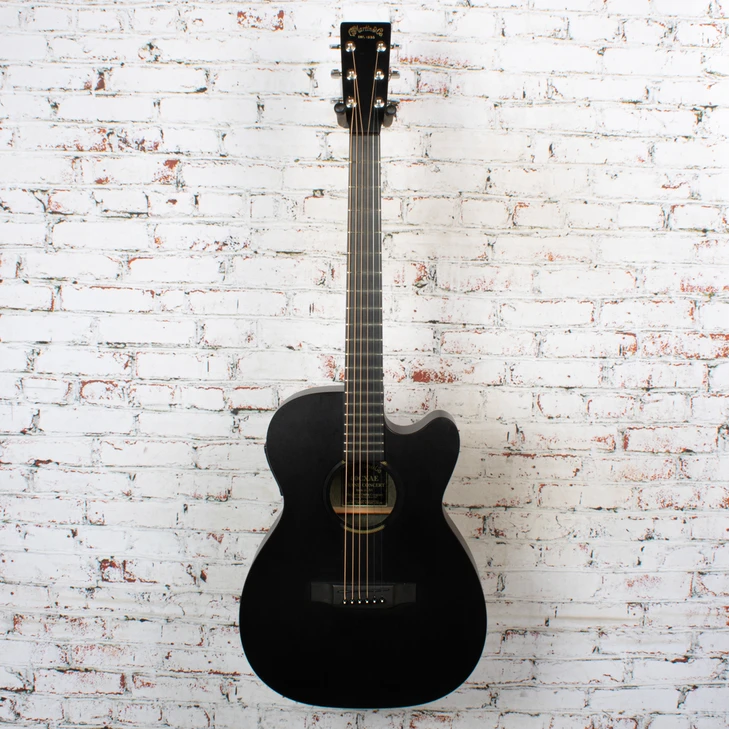 Martin - 2005 Grand Concert 00CAXE - Acoustic-Electric - Guitar - Black - w/ OHSC USED