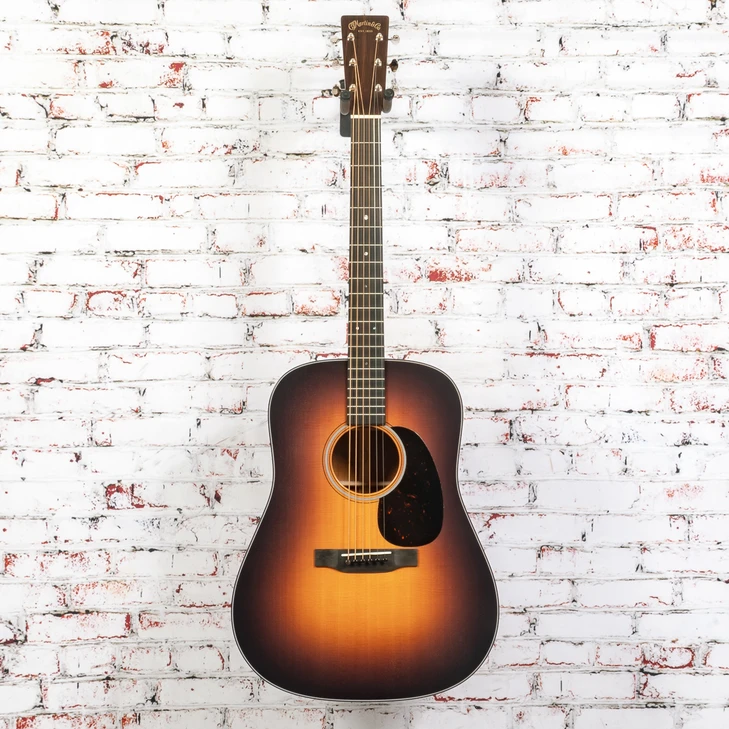 Martin - D-18 - Dreadnought Acoustic Guitar - Satin 1935 Sunburst - with  Hardshell Case - x0188