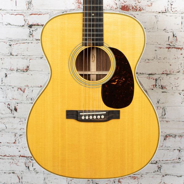Martin - 2022 000-28 Acoustic Guitar Natural w/OHSC - USED (MMM125386)