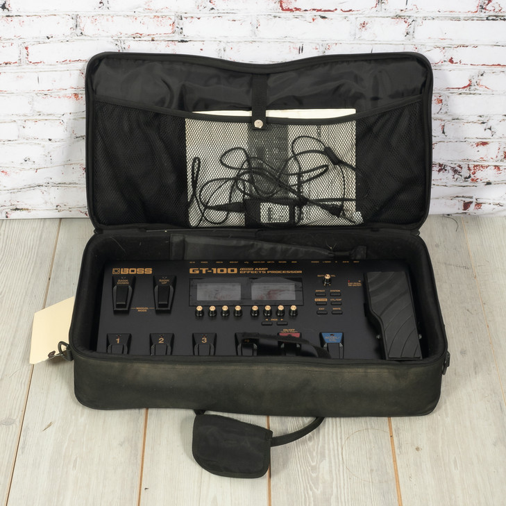 Boss - GT-100 Guitar Multi-Effect Pedalboard w/Case - USED