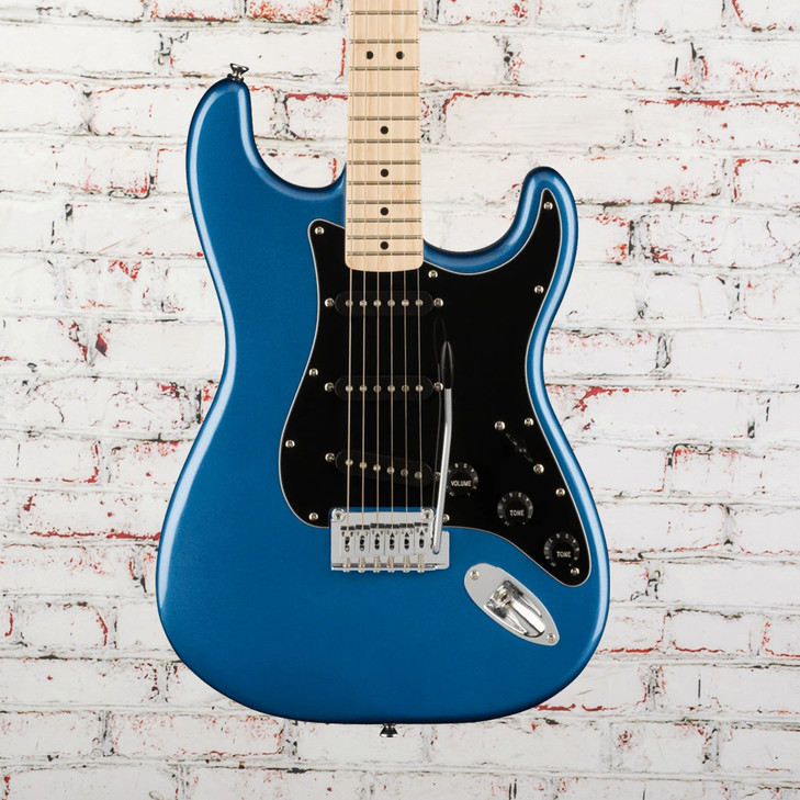 Squier - Affinity Series Stratocaster Electric Guitar w/ Maple