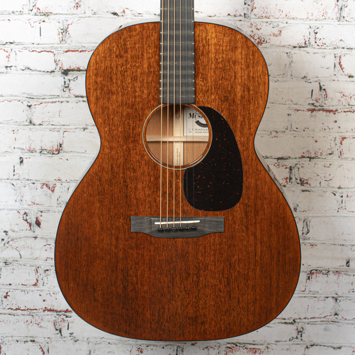 Martin - Manchester Music Mill 20th Anniversary Commemorative Edition Custom Shop M-Size 12-Fret Style 15 - Acoustic Guitar - Premium Mahogany - Mahogany Stain - w/ Hardshell Case