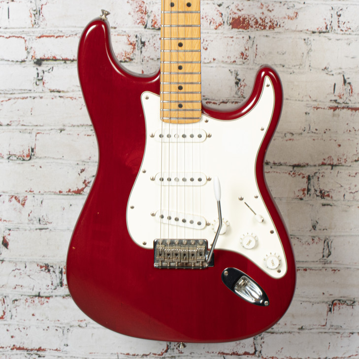 Fender - 2002 Highway One Stratocaster Crimson Red Transparent w/HSC - USED