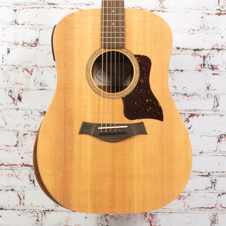 Taylor Academy 10e Acoustic Guitar with Case USED