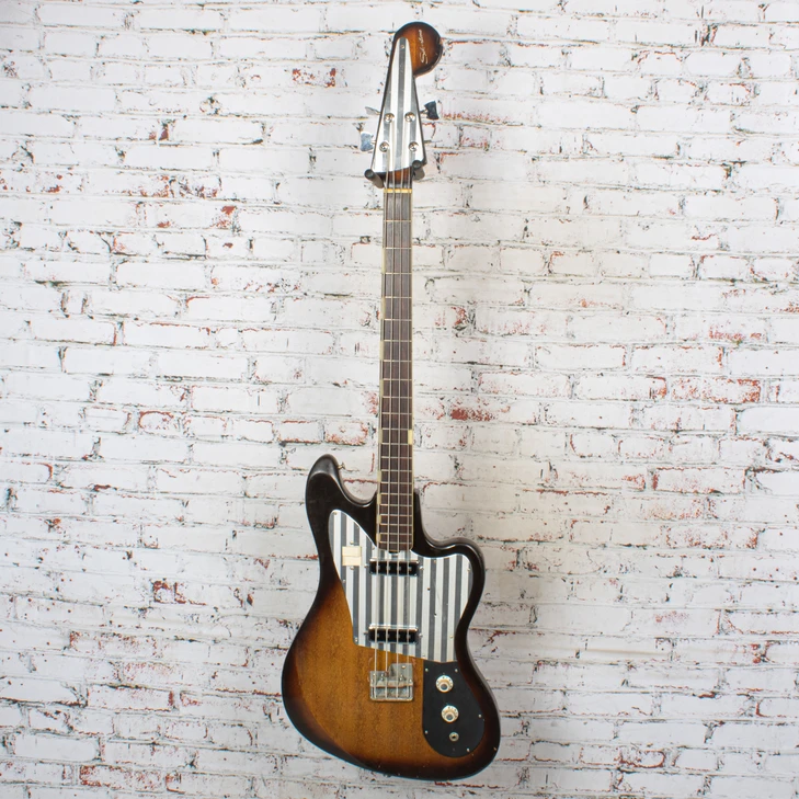 Silvertone 1965-67 Model 1438 Bass w/HSC VINTAGE