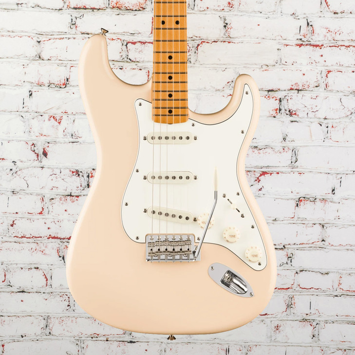 Fender Vintera III Late '60s Stratocaster Maple FB Olympic White with Bag