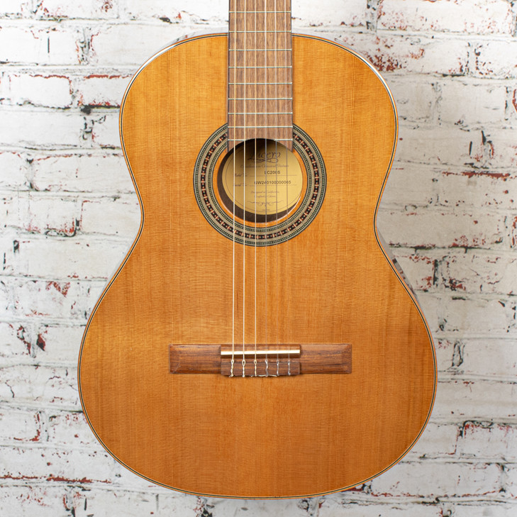 Lucero - LC200S Classical Acoustic Guitar Natural