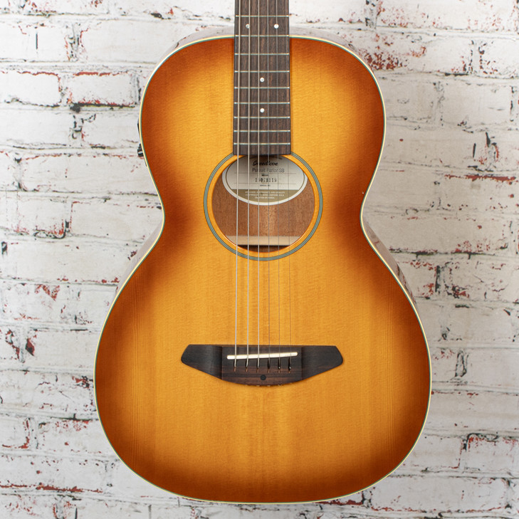 Breedlove Pursuit Sunburst w/HSC USED