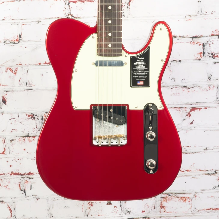 Fender - Limited Edition Pro Classic Silent Telecaster - Electric Guitar w/ Rosewood Fingerboard - Candy Apple Red - w/ Deluxe Gigbag