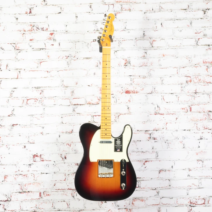 Fender - Limited Edition Pro Classic Silent Telecaster - Electric Guitar w/ Maple Fingerboard - 3-Color Sunburst - w/ Deluxe Gigbag