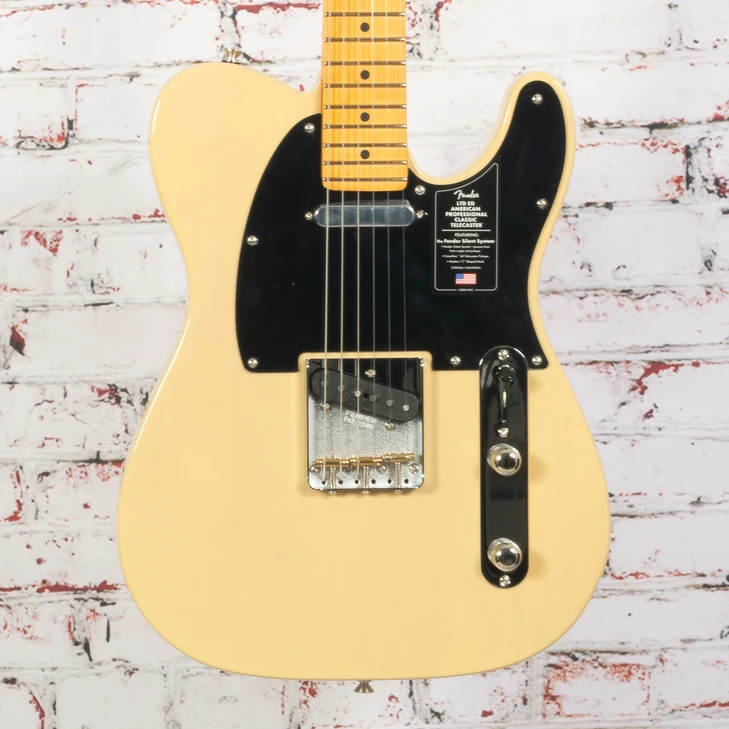 Fender - Limited Edition Pro Classic Silent Telecaster - Electric Guitar w/ Maple Fingerboard - Vintage Blonde - w/ Deluxe Gigbag