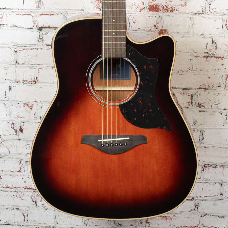 Yamaha - A1M Dreadnaught Acoustic Guitar Sunburst w/Bag - USED