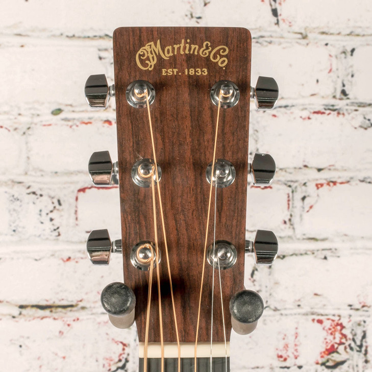Martin - 000-10E Road Series - Acoustic-Electric Guitar - Natural Sapele (1100010E)