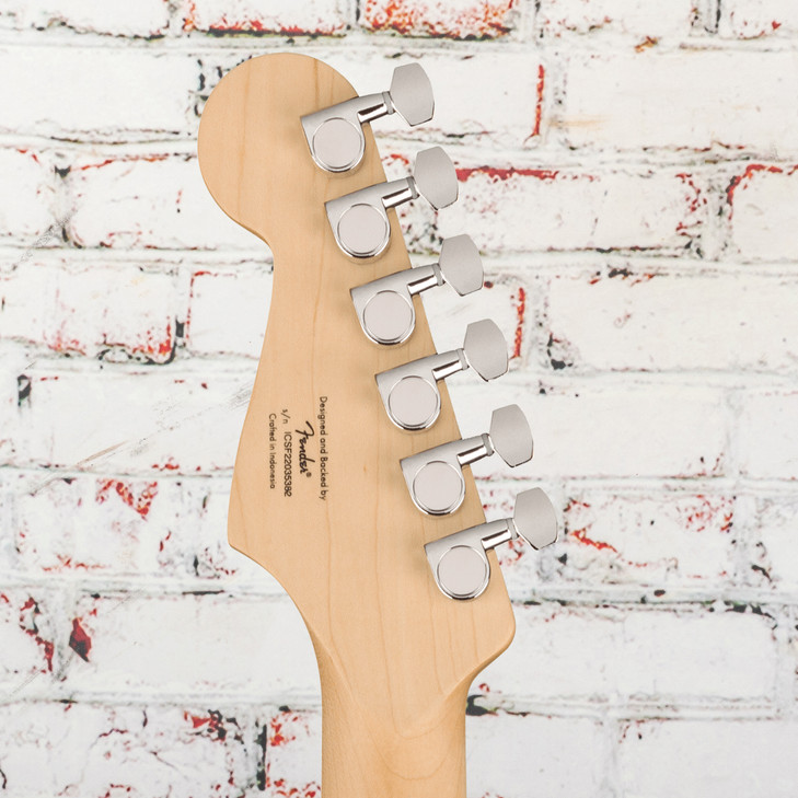 Squier - Sonicâ„¢ - StratocasterÂ® Electric Guitar - Maple Fingerboard - White Pickguard - Black (0373152506)