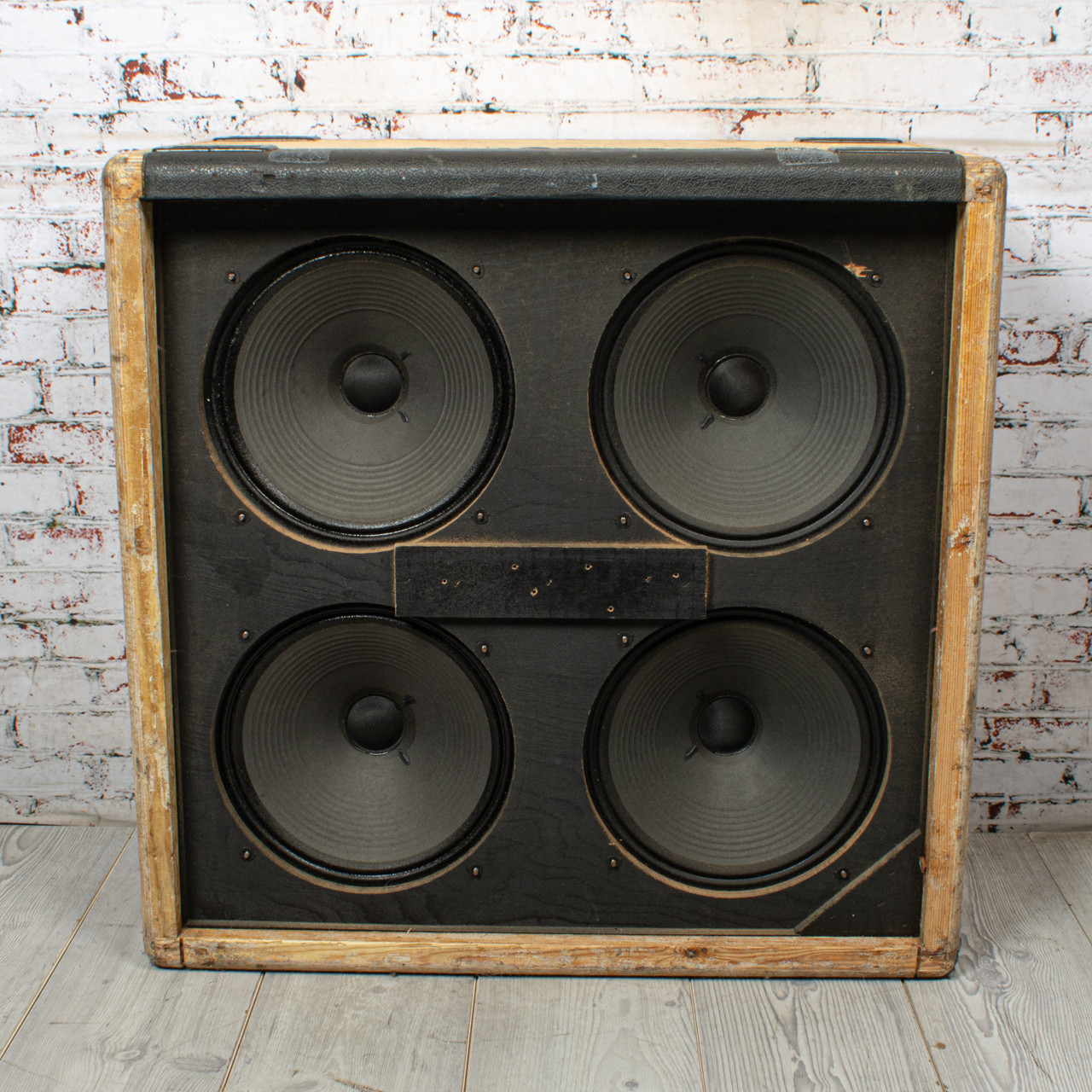 electric guitar used guitar speakers for sale