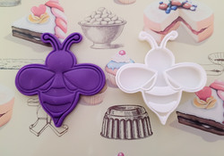 Bee cookie cutter and embosser, type1, fondant stamp, 3D Printed