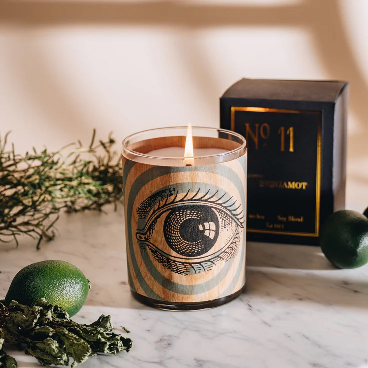Spitfire Girl Wood Candle - Thumbnail 3