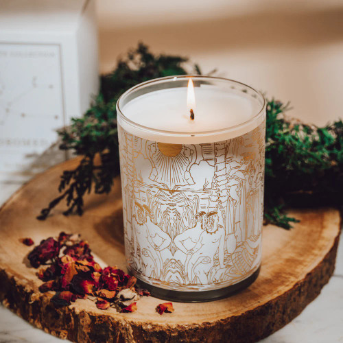 The white collection Andromeda Candle 