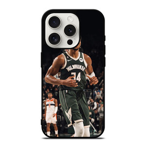 GIANNIS ANTETOKOUNMPO MILWAUKEE BUCKS BASKET iPhone 15 Pro Case Cover GIANNIS ANTETOKOUNMPO MILWAUKEE BUCKS BASKET iPhone 15 Pro Case Cover