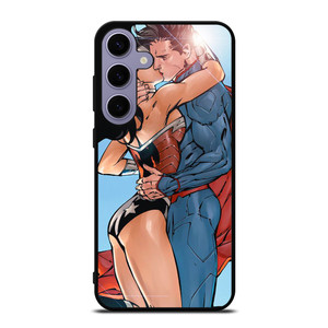SUPERMAN WONDER WOMAN CARTOON KISSING Samsung Galaxy S24 Plus Case Cover SUPERMAN WONDER WOMAN CARTOON KISSING Samsung Galaxy S24 Plus Case Cover