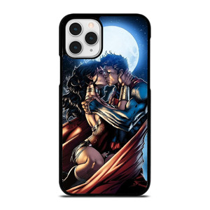 WONDER WOMAN SUPERMAN CARTOON KISSING  iPhone 11 Pro Case Cover WONDER WOMAN SUPERMAN CARTOON KISSING  iPhone 11 Pro Case Cover