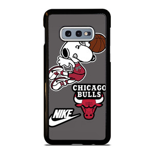 CHICAGO BULLS SNOOPY NIKE Samsung Galaxy S10e Case Cover CHICAGO BULLS SNOOPY NIKE Samsung Galaxy S10e Case Cover
