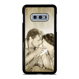 OUTLANDER JAMIE CLAIRE FRASER Samsung Galaxy S10e Case Cover OUTLANDER JAMIE CLAIRE FRASER Samsung Galaxy S10e Case Cover