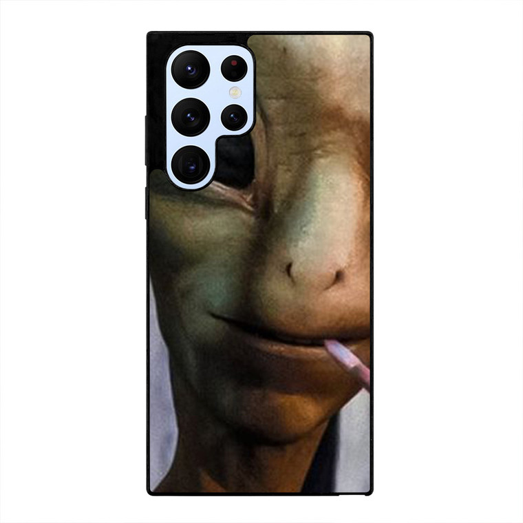 ALIEN MIDDLE FINGER SMOKING Samsung Galaxy S22 Ultra Case Cover