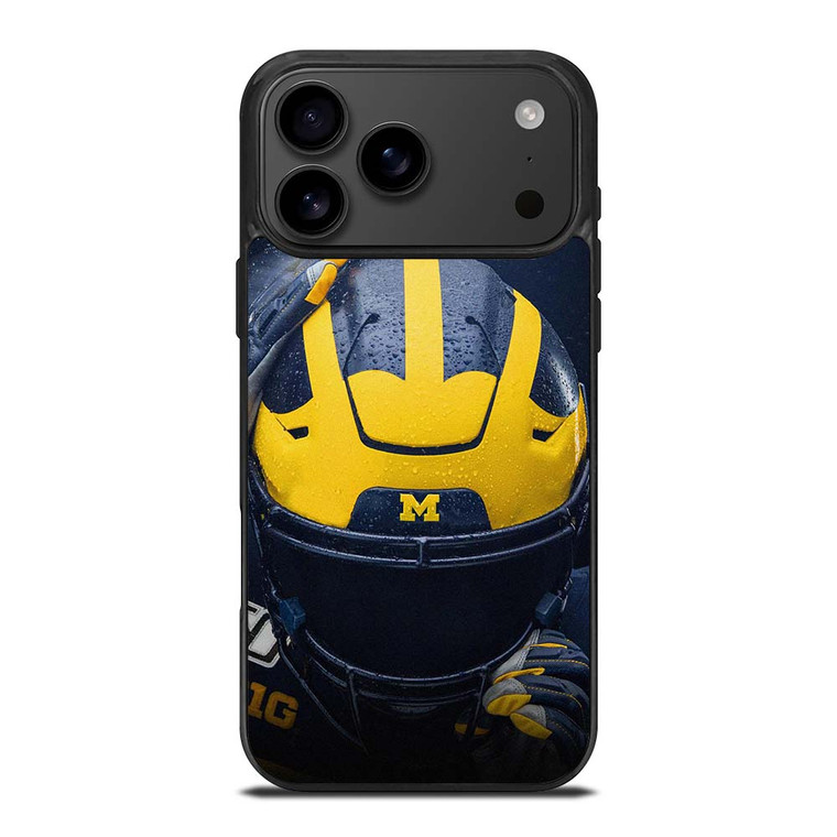 MICHIGAN WOLVERINES FOOTBALL TEAM iPhone 17 Pro Max Case Cover MICHIGAN WOLVERINES FOOTBALL TEAM iPhone 17 Pro Max Case Cover