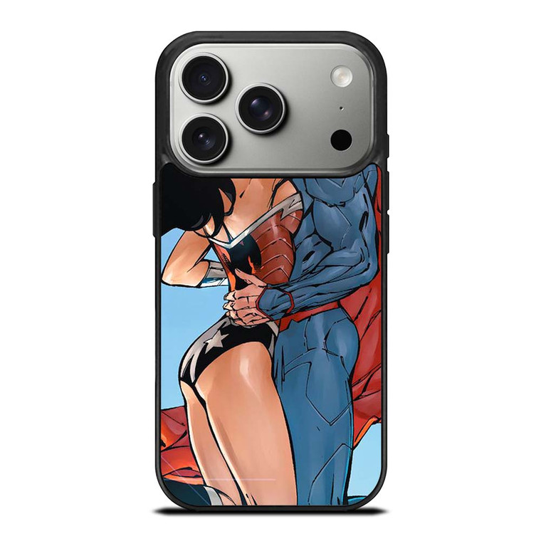 SUPERMAN WONDER WOMAN CARTOON KISSING iPhone 17 Pro Case Cover