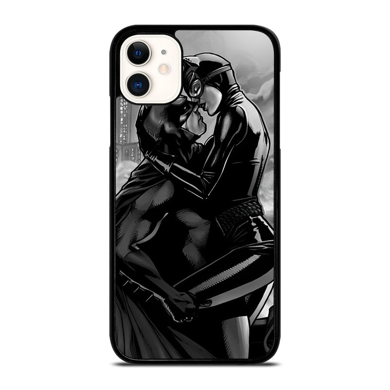 BATMAN CATWOMAN COMIC ROMANCE  iPhone 11 Case Cover