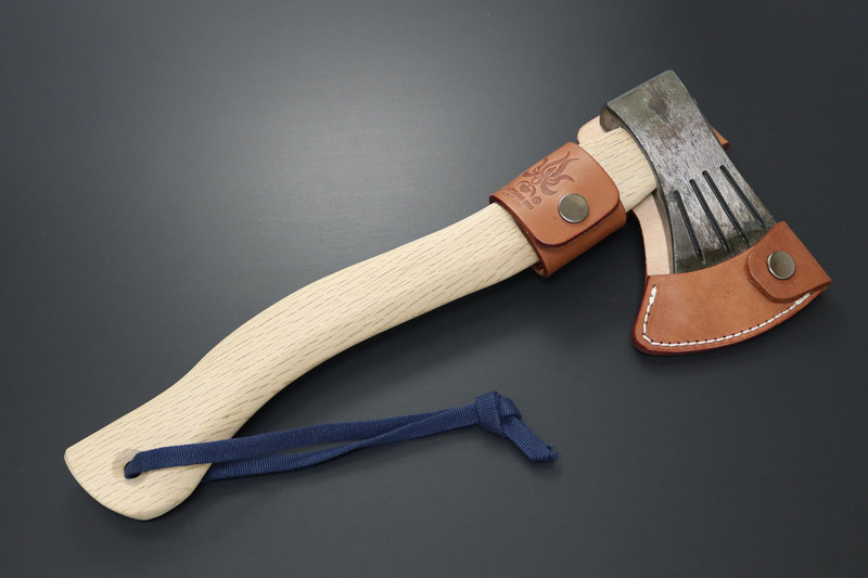 KB-158 Danro White Oak Hatchet Axe for Camping & Home - Kanetsune USA