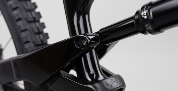YT DECOY Core 3 29 Carbon/Alloy E-MTB Black Magic