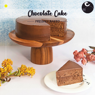 Vegan Classic Chocolate Cake - The Saturday & Sunday Blog