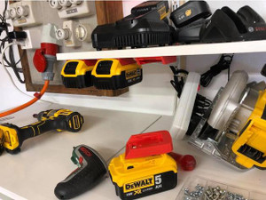 Dewalt 18v Battery Mounts