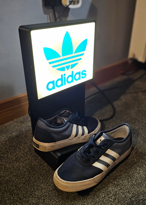 Light Box Trainer / Shoe Stand With Logo